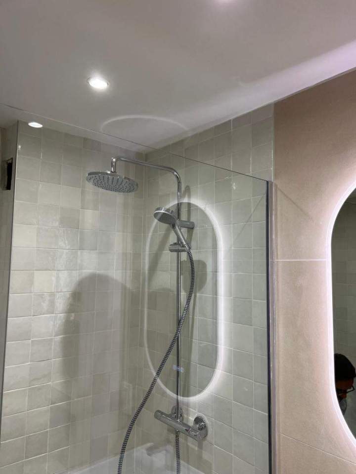 Pose de carrelage de douche Créteil