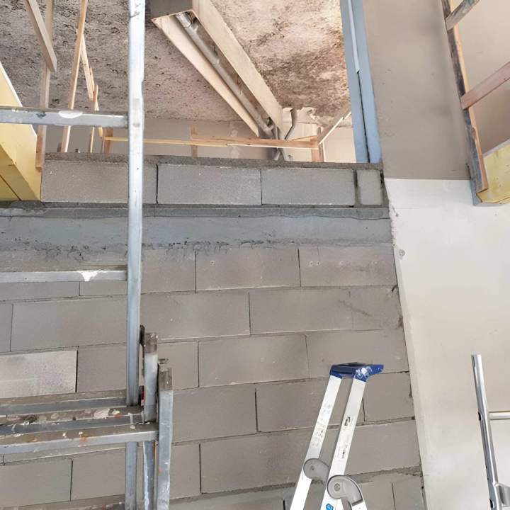 Travaux de maçonnerie en cours Créteil